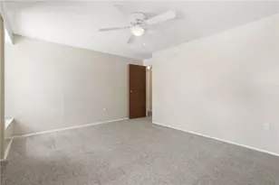 303 Macnab Dr, Moon/Crescent Twp, PA 15108 - Photo 27