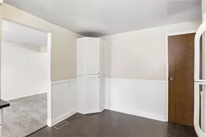 303 Macnab Dr, Moon/Crescent Twp, PA 15108 - Photo 13