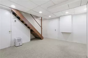 303 Macnab Dr, Moon/Crescent Twp, PA 15108 - Photo 33