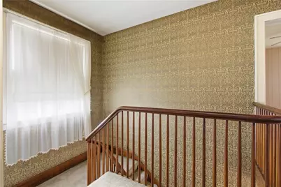 319 4th St, Ellwood City, PA 16117 - Photo 17