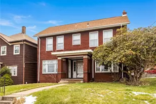 319 4th St, Ellwood City, PA 16117 - Photo 1