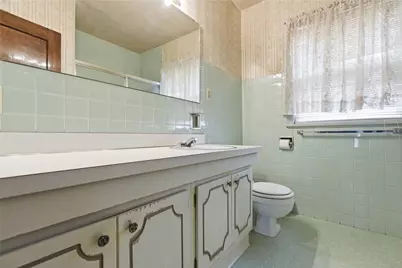 319 4th St, Ellwood City, PA 16117 - Photo 23