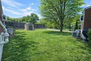 4 Emma Dr, Pittsburgh, PA 15223 - Photo 3