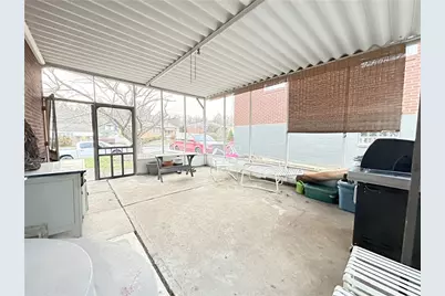 4 Emma Dr, Pittsburgh, PA 15223 - Photo 37