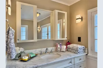 1 Schoolhouse Ln, Pittsburgh, PA 15232 - Photo 27