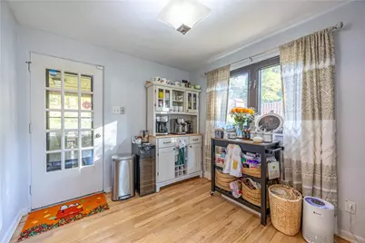 624 Fort Couch Rd, Pittsburgh, PA 15241 - Photo 9