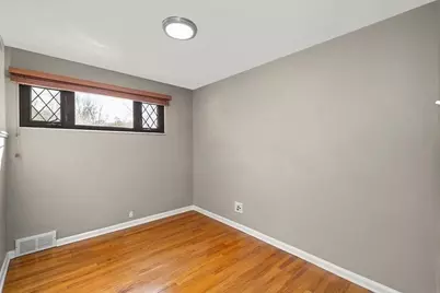 624 Fort Couch Rd, Pittsburgh, PA 15241 - Photo 13