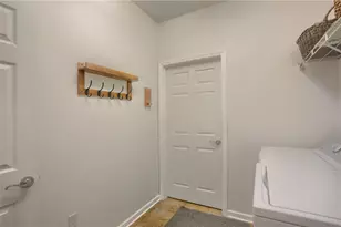 2164 Isleworth Lane, Cranberry Township, PA 16066 - Photo 25