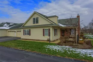 2164 Isleworth Lane, Cranberry Township, PA 16066 - Photo 5