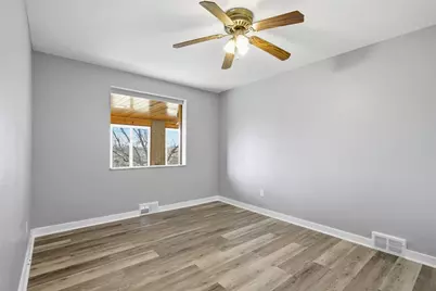 5066 Brownsville Rd, Pittsburgh, PA 15236 - Photo 19