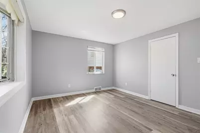 5066 Brownsville Rd, Pittsburgh, PA 15236 - Photo 13