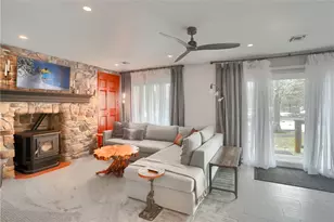 5306 Summit Dr, Hidden Valley, PA 15502 - Photo 9