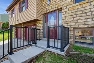 8225 E Van Buren Dr, Pittsburgh, PA 15237 - Photo 3