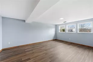 8225 E Van Buren Dr, Pittsburgh, PA 15237 - Photo 21