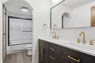 8225 E Van Buren Dr, Pittsburgh, PA 15237 - Photo 13