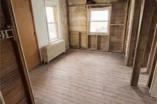 1119 Hancock Ave, Allegheny Township, PA 15690 - Photo 17