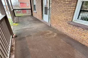 1119 Hancock Ave, Allegheny Township, PA 15690 - Photo 3