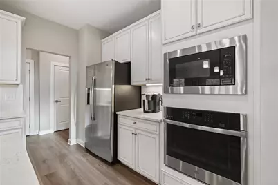 301 Shanleigh Dr, Jackson Township, PA 16063 - Photo 9