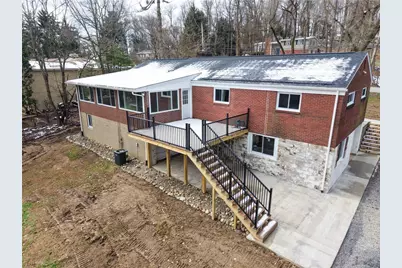 2158 Reis Run Rd, Pittsburgh, PA 15237 - Photo 3