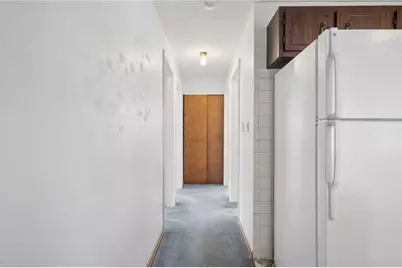 525 New Market Dr, Hempfield Township, PA 15601 - Photo 13