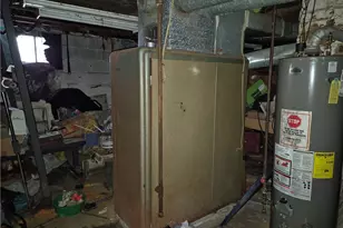 689 S State Line Rd, Sharon, PA 16146 - Photo 15