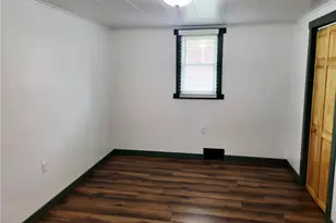 1230 Frank Ave, Jeannette, PA 15644 - Photo 15