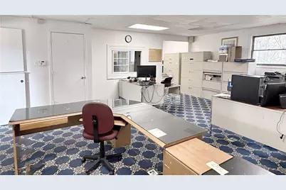 2436 Brodhead Rd, Hopewell Township, PA 15001 - Photo 9