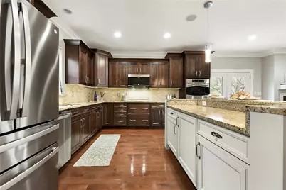 154 Sweetbriar Village Trl, Pittsburgh, PA 15211 - Photo 23