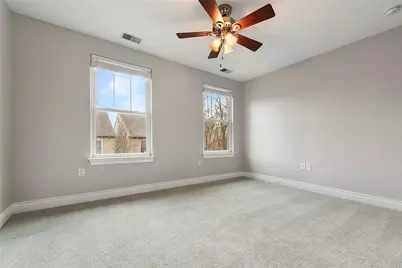 154 Sweetbriar Village Trl, Pittsburgh, PA 15211 - Photo 35