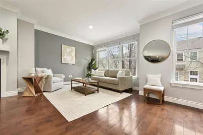 154 Sweetbriar Village Trl, Pittsburgh, PA 15211 - Photo 7