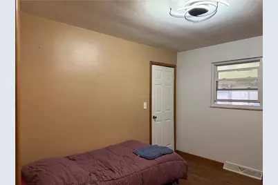 1051 S Lake Rd, Jefferson Township, PA 16137 - Photo 27