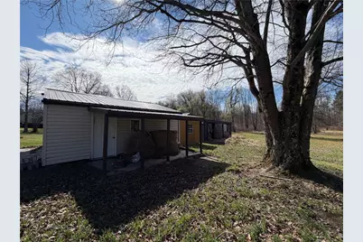 1051 S Lake Rd, Jefferson Township, PA 16137 - Photo 7