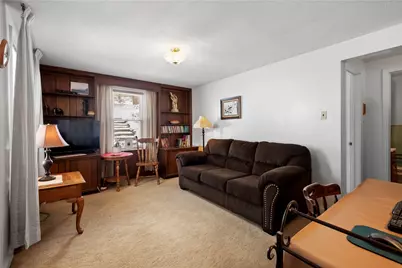 363 Constitution Dr, Pittsburgh, PA 15236 - Photo 9