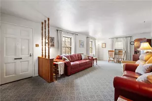 363 Constitution Dr, Pittsburgh, PA 15236 - Photo 5