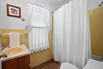 363 Constitution Dr, Pittsburgh, PA 15236 - Photo 17