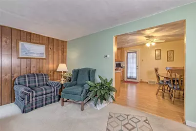 237 E Fairmont Avenue, Trafford, PA 15085 - Photo 13