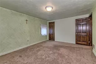 237 E Fairmont Ave, Trafford, PA 15085 - Photo 11