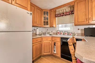 237 E Fairmont Avenue, Trafford, PA 15085 - Photo 9