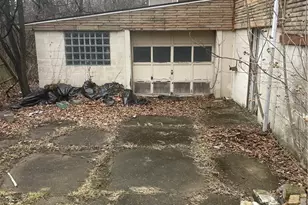 2720 Garbett St, McKeesport, PA 15132 - Photo 3