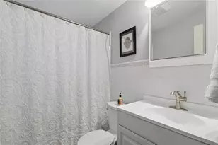 677 Doris Dr, Scott Township, PA 15243 - Photo 31