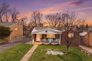 677 Doris Dr, Scott Township, PA 15243 - Photo 5