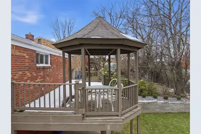 677 Doris Dr, Scott Township, PA 15243 - Photo 47