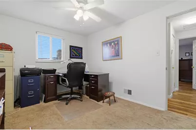 677 Doris Dr, Scott Township, PA 15243 - Photo 29