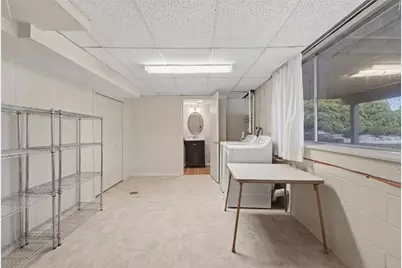 677 Doris Dr, Scott Township, PA 15243 - Photo 39