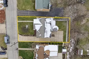 677 Doris Dr, Scott Township, PA 15243 - Photo 49