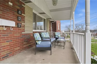 677 Doris Dr, Scott Township, PA 15243 - Photo 7