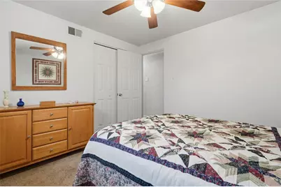 677 Doris Dr, Scott Township, PA 15243 - Photo 25