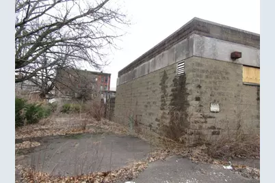 805 Wood St, East Pittsburgh, PA 15112 - Photo 5