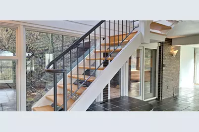 90 E Woodland, Pittsburgh, PA 15232 - Photo 19