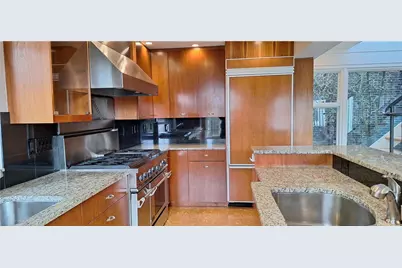 90 E Woodland, Pittsburgh, PA 15232 - Photo 21